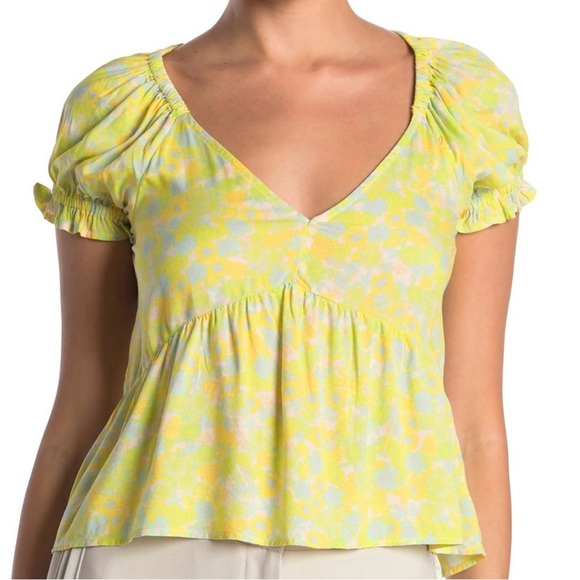 Nordstrom Abound Women's Puffed Sleeve Blouse Multi Tarry Yellow Floral NWT - Picture 2 of 5